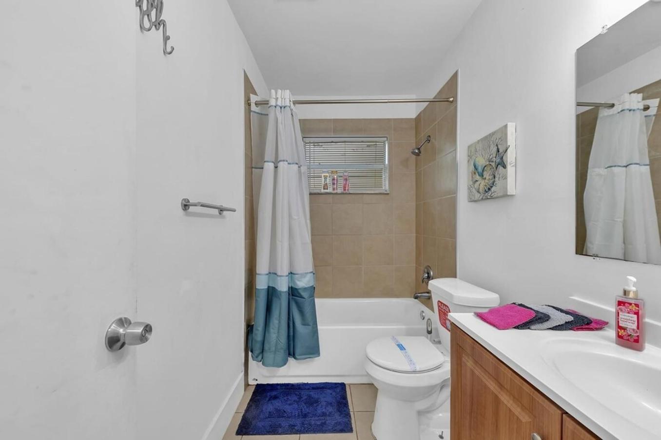 2 Bedroom House Minutes From Beach And Casino Db1 Dania Beach Exteriér fotografie