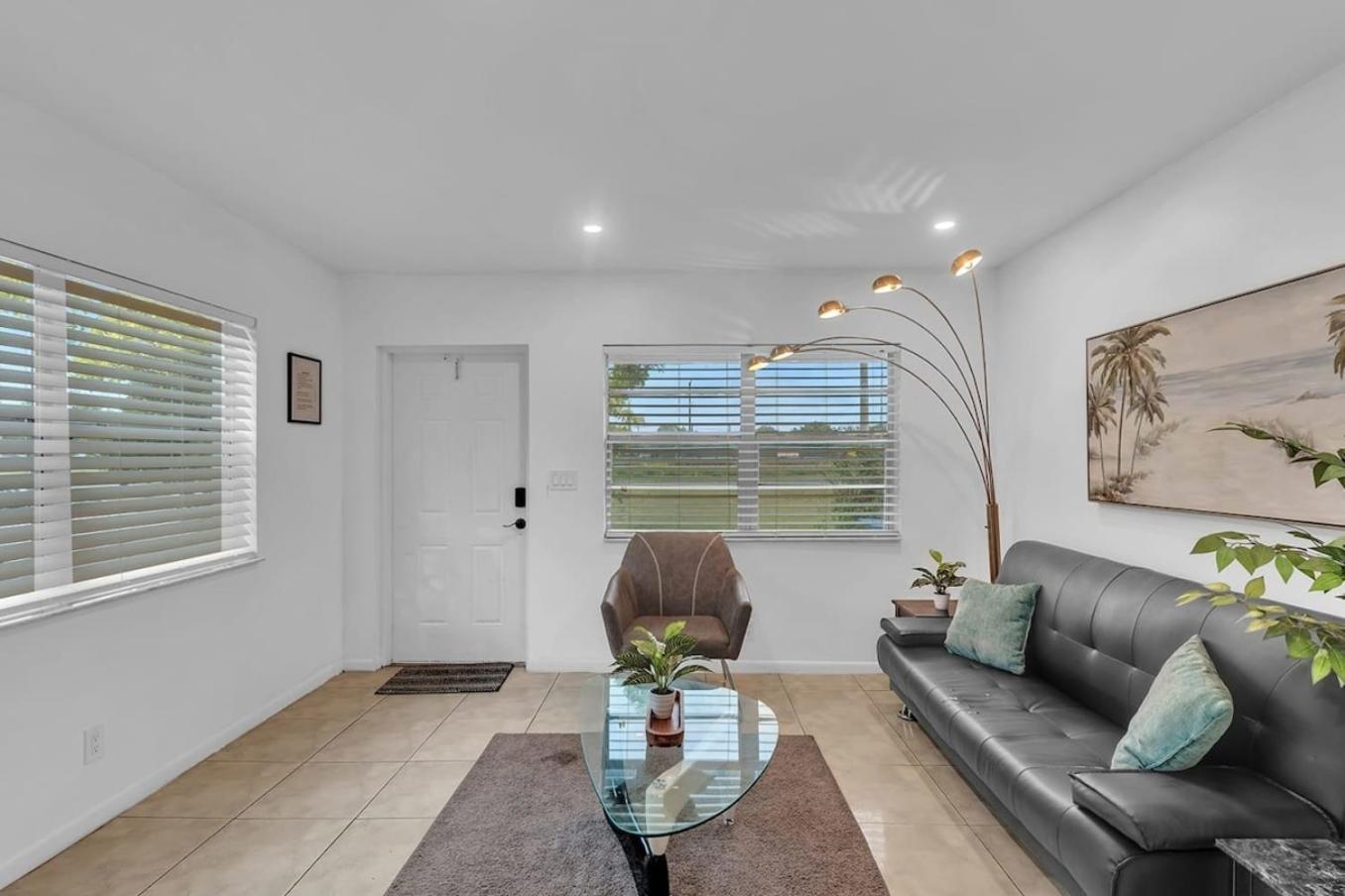 2 Bedroom House Minutes From Beach And Casino Db1 Dania Beach Exteriér fotografie